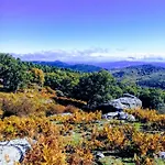 Villa Acogedora Casa En El Pueblo De El Tiemblo Gredos Ruralrut A Solo 1 Hora De Madrid, Zonas De Bano A Pocos Metros, Reservas Naturales, Casa Completa Con Cabina Hidromasaje Y Aire Acondicionado