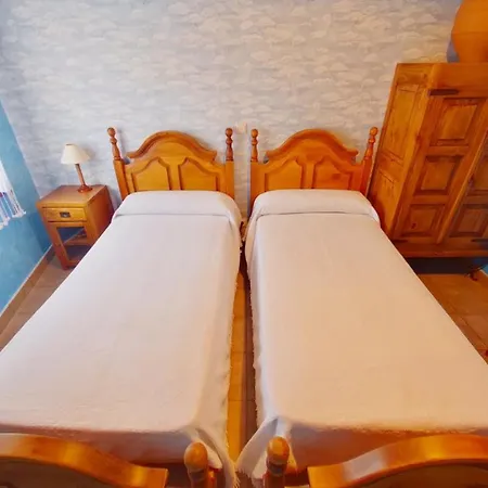 Gredos Ruralrut Cerca Del Castanar De El Tiemblo, Reserva Natural Valle De Iruelas, Acogedor Con Hidromasaje, Chimenea Electrica, Calefaccion, Wifi, Cocina 别墅 *