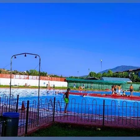 Gredos Ruralrut Cerca Del Castanar De El Tiemblo, Reserva Natural Valle De Iruelas, Acogedor Con Hidromasaje, Chimenea Electrica, Calefaccion, Wifi, Cocina Villa *