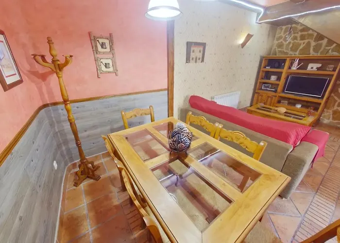 Villa Gredos Ruralrut El Tiemblo Cerca Del Castanar Y La Reserva Natural Valle De Iruelas Y Zonas De Bano Naturales, Aire Acondicionado Cabina De Hidromasaje, Precios Especiales A Partir De 7 Noches El Tiemblo