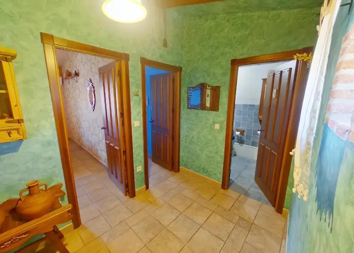 Gredos Ruralrut El Tiemblo Cerca Del Castanar Y La Reserva Natural Valle De Iruelas Y Zonas De Bano Naturales, Aire Acondicionado Cabina De Hidromasaje, Precios Especiales A Partir De 7 Noches Villa