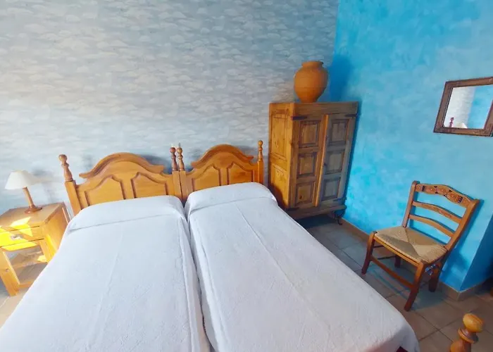 Gredos Ruralrut El Tiemblo Cerca Del Castanar Y La Reserva Natural Valle De Iruelas Y Zonas De Bano Naturales, Aire Acondicionado Cabina De Hidromasaje, Precios Especiales A Partir De 7 Noches Villa *