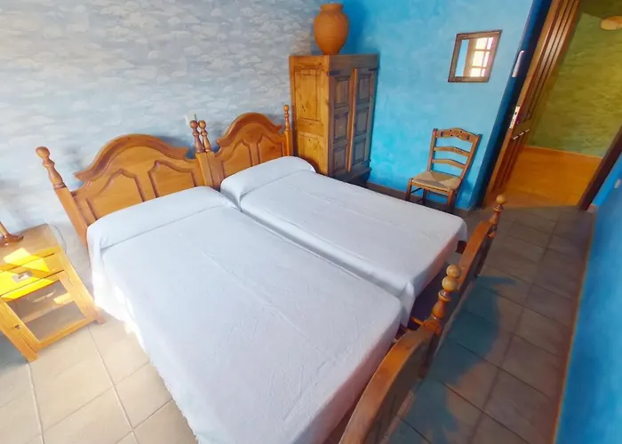 Gredos Ruralrut El Tiemblo, Cerca Del Famoso Castanar, La Reserva Natural Valle De Iruelas Y Zonas De Bano Naturales A Pocos Metros