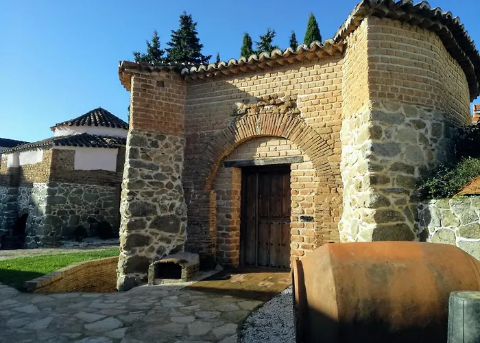 Gredos Ruralrut El Tiemblo, Cerca Del Famoso Castanar, La Reserva Natural Valle De Iruelas Y Zonas De Bano Naturales A Pocos Metros * El Tiemblo