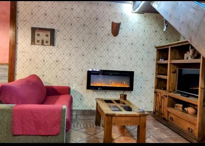 Gredos Ruralrut El Tiemblo Cerca Del Castanar Y La Reserva Natural Valle De Iruelas Y Zonas De Bano Naturales, Aire Acondicionado Cabina De Hidromasaje, Precios Especiales A Partir De 7 Noches